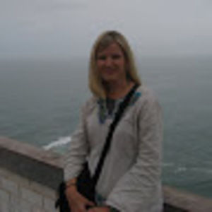 Meet your Posher, Suzanne